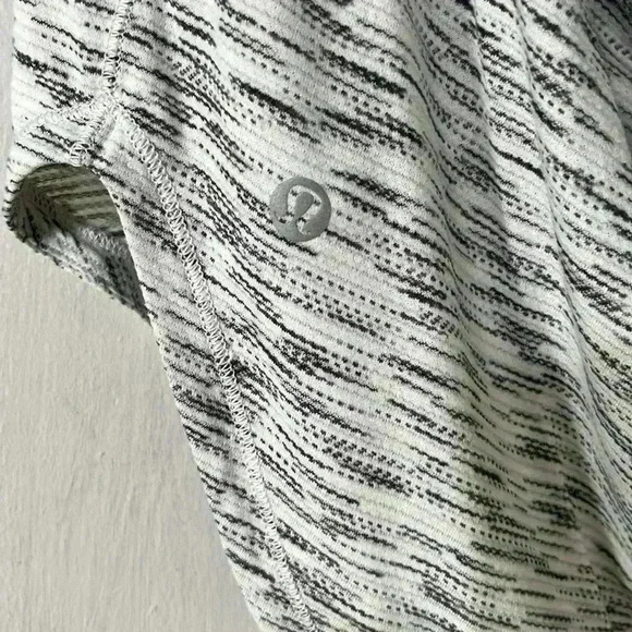 Lululemon Free to be Serene Tank - Picture 4 of 6